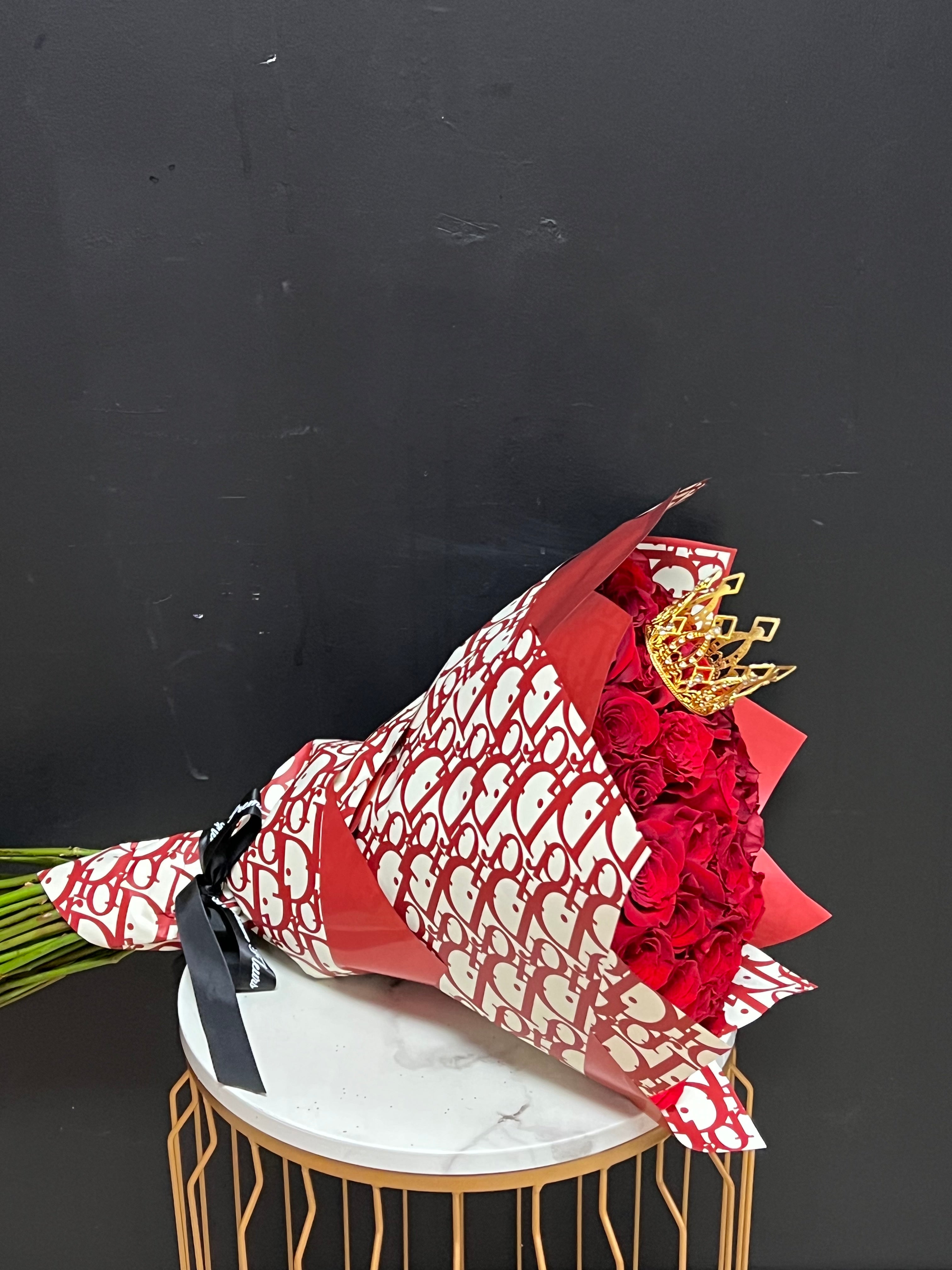 Classic Wrapping Paper Flower Bouquet Dior/Prada