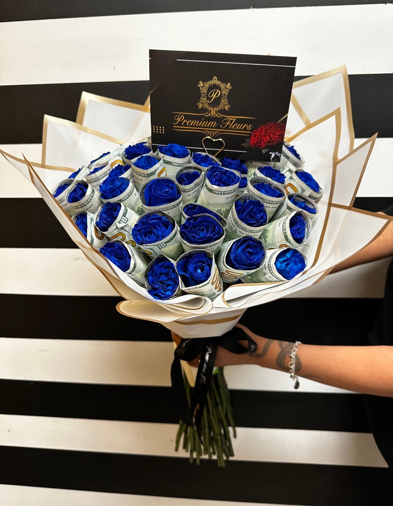 Money Roses β Premium Fleurs