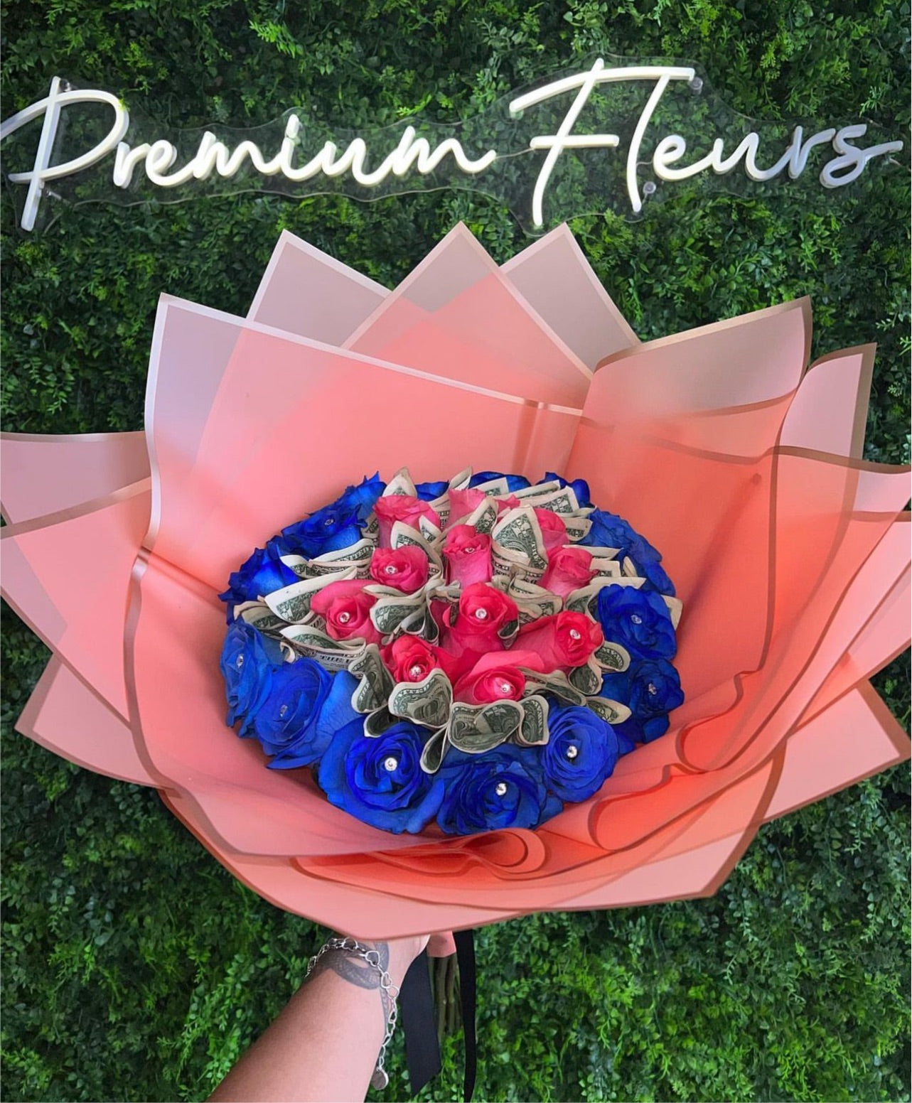 Eternal Rose Money Flower Bouquet – 8 Stalks – Money Flower
